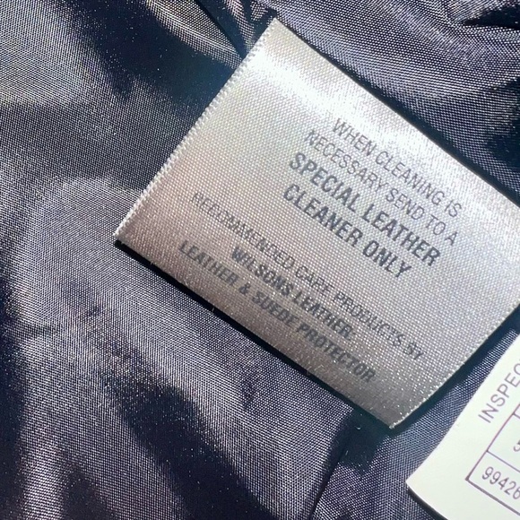 Wilsons Leather Black Fitted Leather Jacket.  Women’s. - Picture 6 of 6